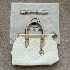 Michael Kors purse